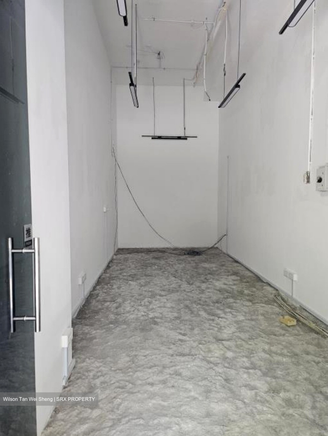 Tai Seng Centre (D13), Shop House #520970521